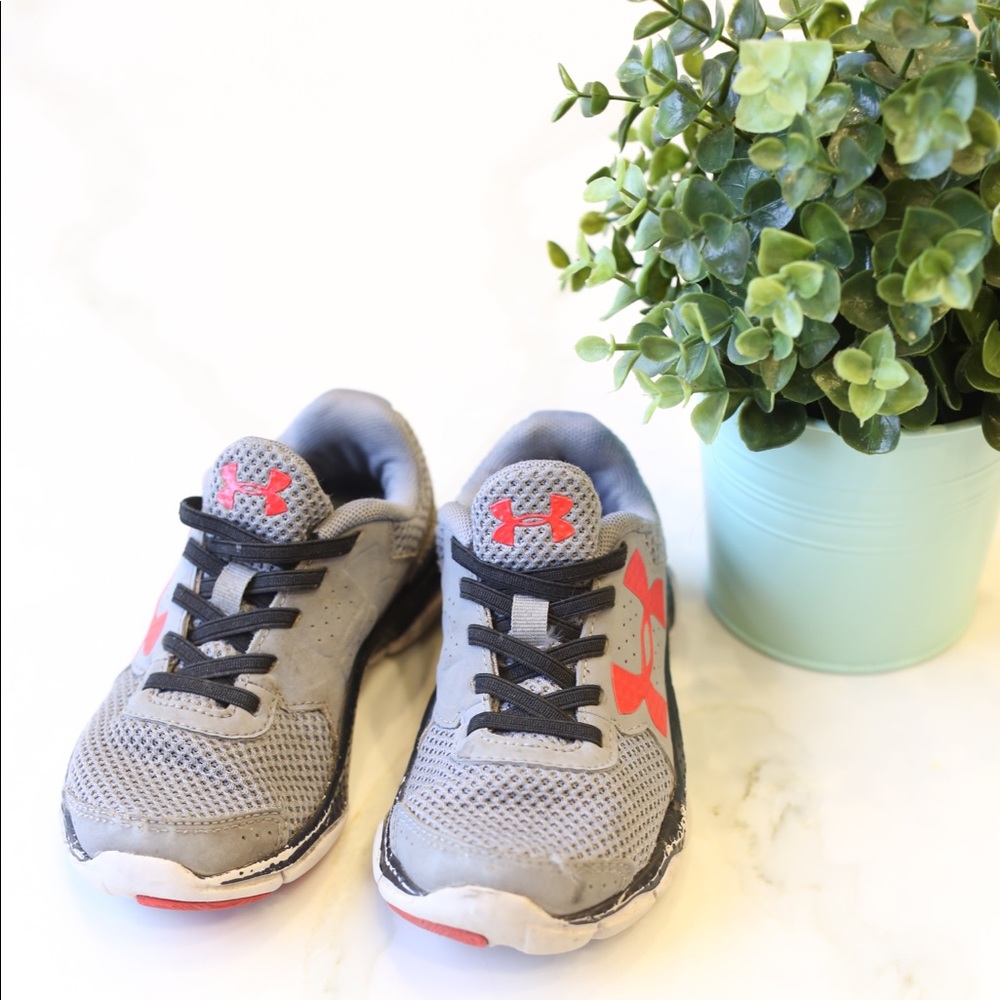 Under Armor kids shoes size 12